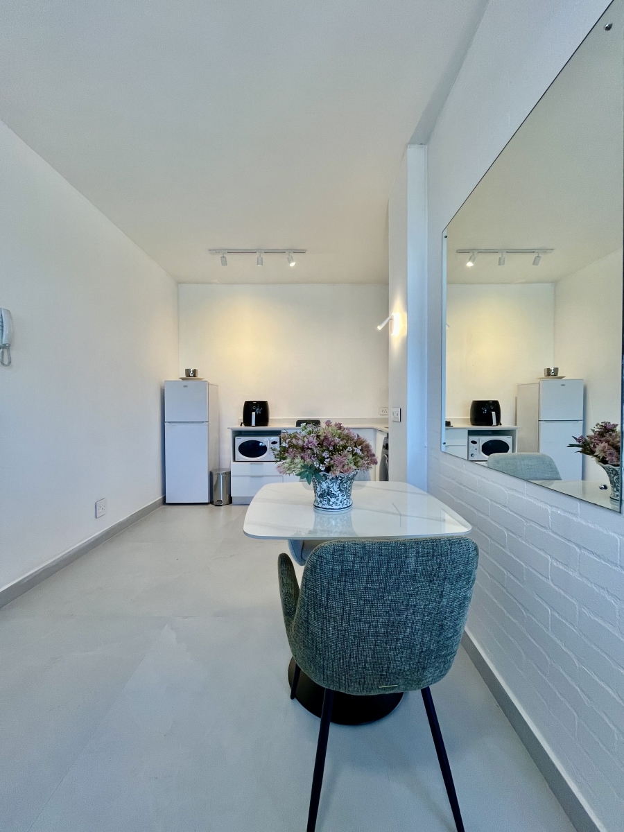 To Let 1 Bedroom Property for Rent in Gardens Western Cape